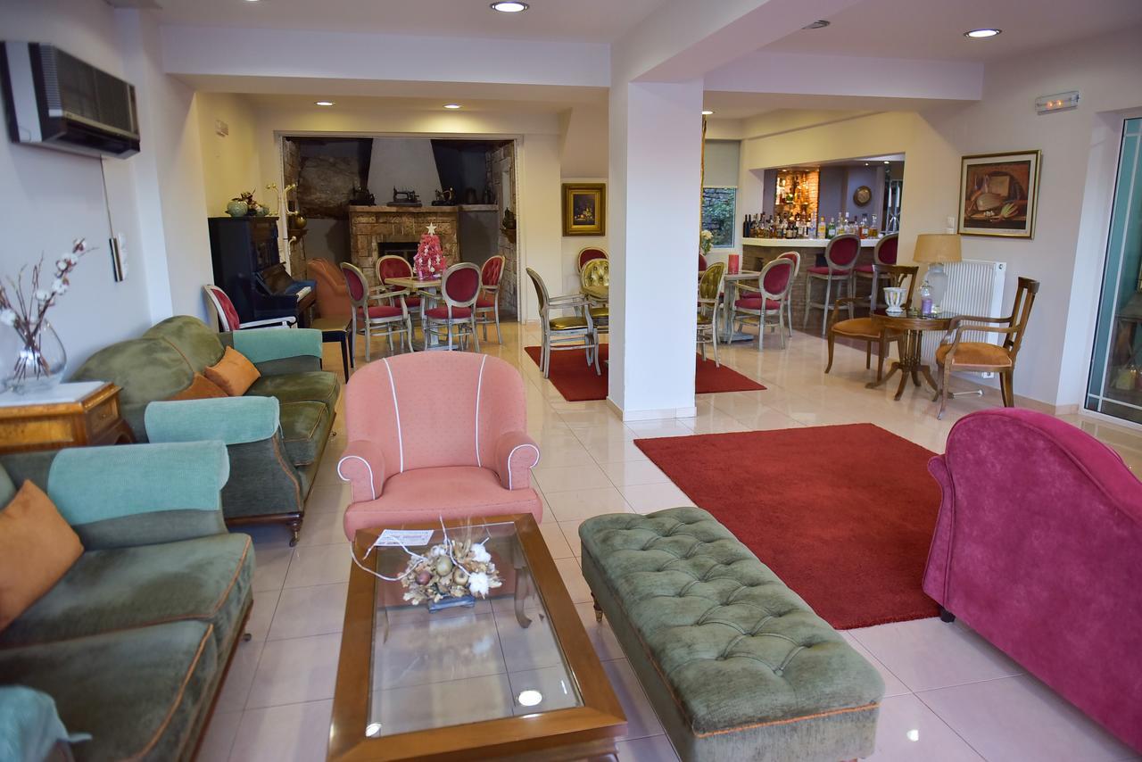 Oscar Hotel Amfilochía Екстериор снимка