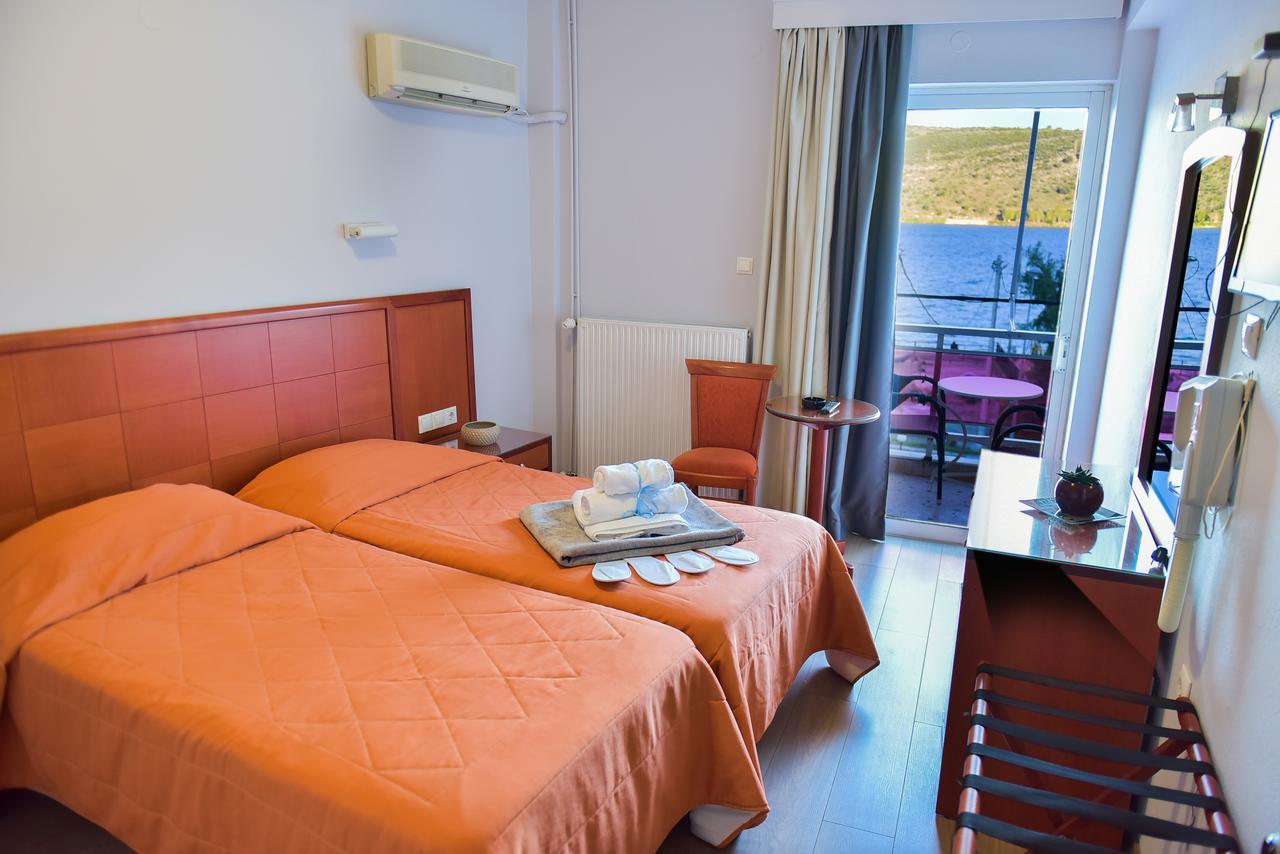 Oscar Hotel Amfilochía Екстериор снимка